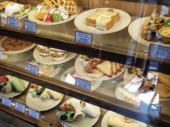 面包甜点陈列柜-MAAN COFFEE(金桥店)