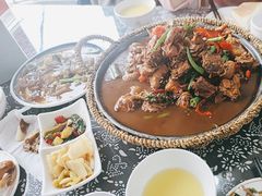 -八两八金·莱芜特色炒鸡(市南漳浦路店)