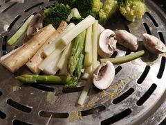 -日进一片海.生腌海鲜火锅.宵夜烧烤(三里屯总店)
