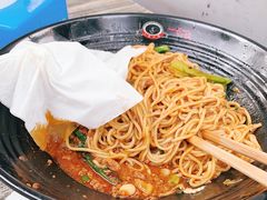 -一点一线重庆小面(重庆创意公园店)