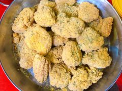 -BHC炸鸡(明洞总店)