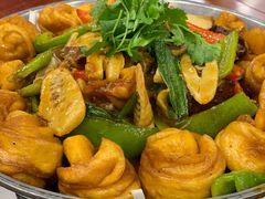 -三江源美食城