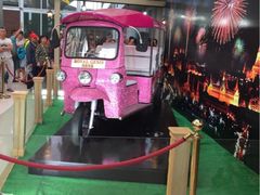 -曼谷杜莎夫人蜡像馆