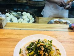 -凤起龙游老面包子(凯德晶品店)