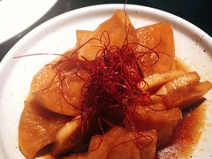 酱萝卜-老头儿油爆虾·知味杭州(爱琴海购物中心)