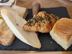 -Mark&Mars Restaurant