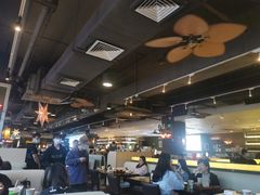 -大头虾越式风味餐厅(光明广场店)