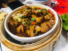 -喜悦小串丹东小黄牛海鲜烧烤大排档(民主广场店)