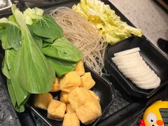 -一席地·本地鸡窝·杭帮鸡火锅(萧山银隆百货店)