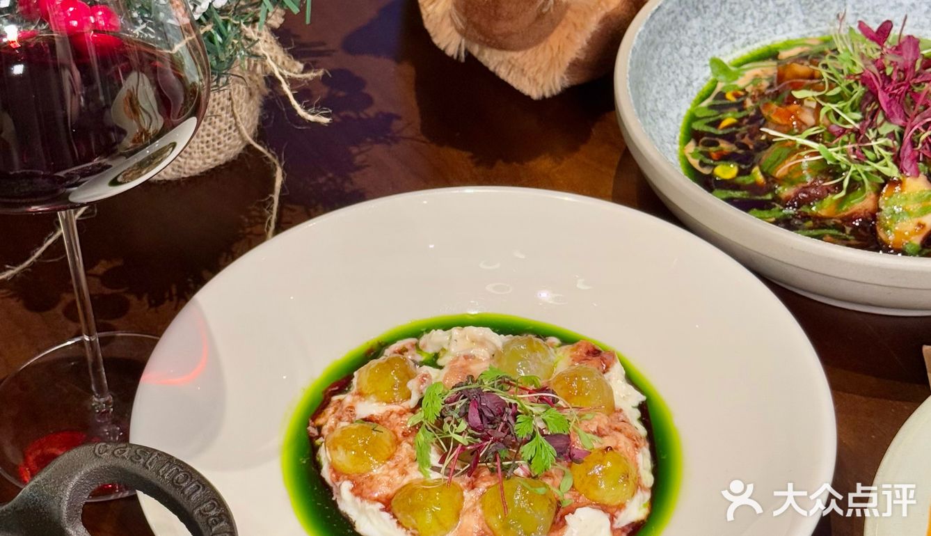 🎄圣诞约会新地标！杭州中心这家餐厅美哭我[爱心]