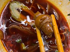 -拈签一笑黄牛肉辣卤串串