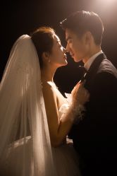 点击看大图 -挪娅婚纱摄影皇家会所