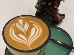 -潮一不贰·法式甜品·生日蛋糕·西式简餐(外滩店)