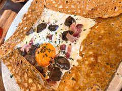 鸡蛋蘑菇熏肉荞麦可丽饼-RAC BAR(安福路店)