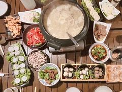 -汤宴·参须肚包鸡(南京路店)