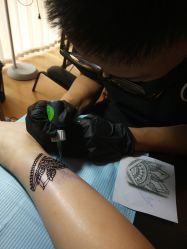 -Black Tattoo Studio