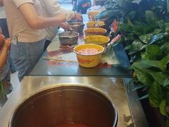 -鸿通城购物中心