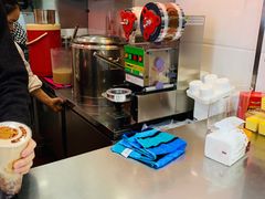 -阿姨奶茶专卖(舌涧道杭州惠民路创始店)