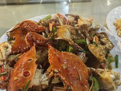 -三亚火车头万人海鲜广场