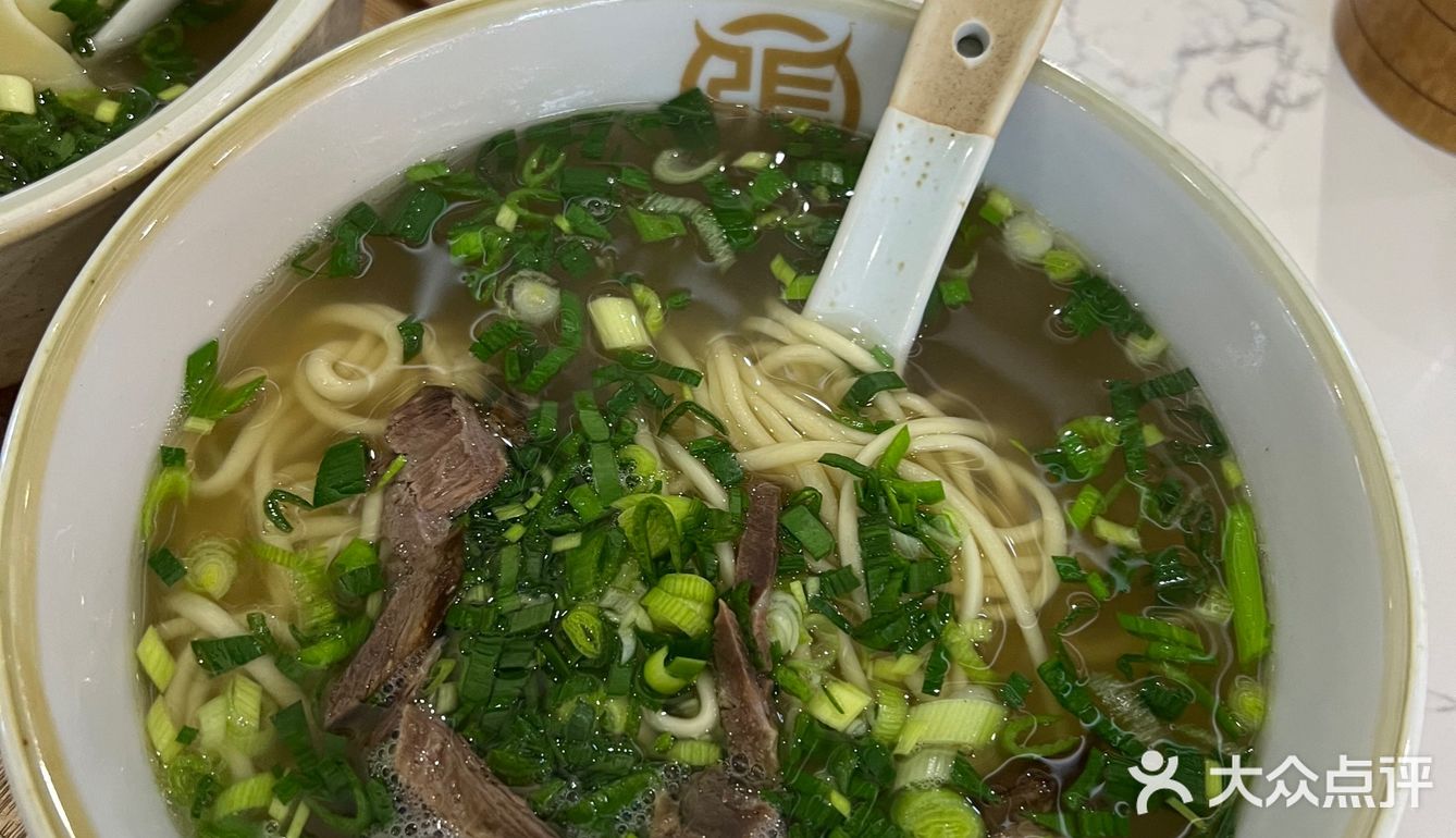 9.9元手撕牛肉面，味道让人惊喜！