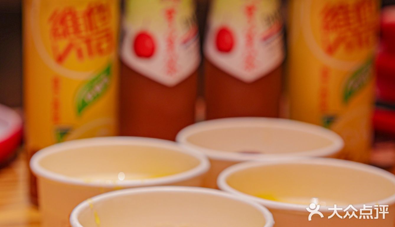 南京这家泡椒牛蛙饭巨巨巨好吃阿，说好晚上不吃饭的呢😭