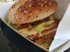 -肯德基(东安路站店)