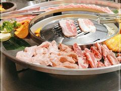 -哈哈碳都·牛肋条无限自助烤肉(台江万达店)