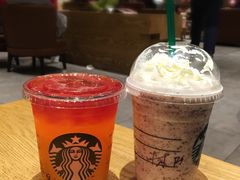 -星巴克臻选(济南万达店)