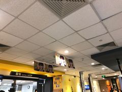 -麦当劳(世界城广场店)