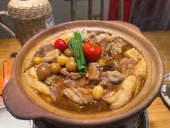 七彩泡椒牛腩煲-夜椒瑶·广西大排档(八卦岭店)