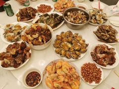 -三亚新鸿港水果一级批发市场