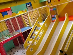 -泛尼尼儿童乐园(文化广场店)