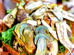-菌海森林·非遗野生菌火锅(西山区滇池路摩根道店)