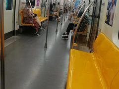 -铁西广场(地铁站)