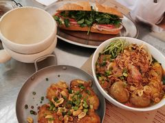 -Cô Thành Restaurant