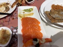 -四海一家自助餐(益田假日广场店)