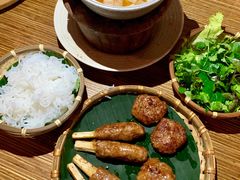 -Cau Go Vietnamese Cuisine