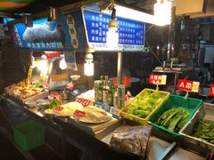 -六合夜市