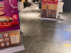 -麦当劳(松江飞航广场店)
