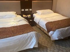 -山明水秀大饭店