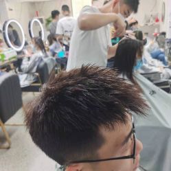 -东方美妍