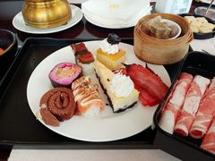 -朗丽兹自助餐厅