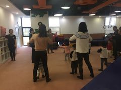 -爱威盛亲子俱乐部·纽约国际早托中心