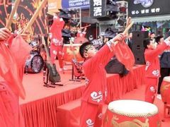 -COCO  BOMB国际流行音乐(爱琴海校区)