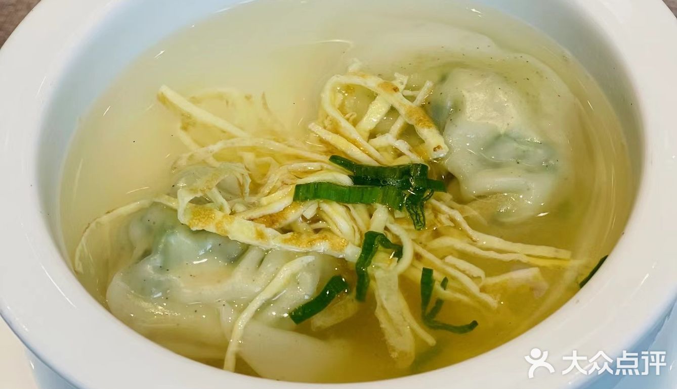 品尝精致的淮扬菜