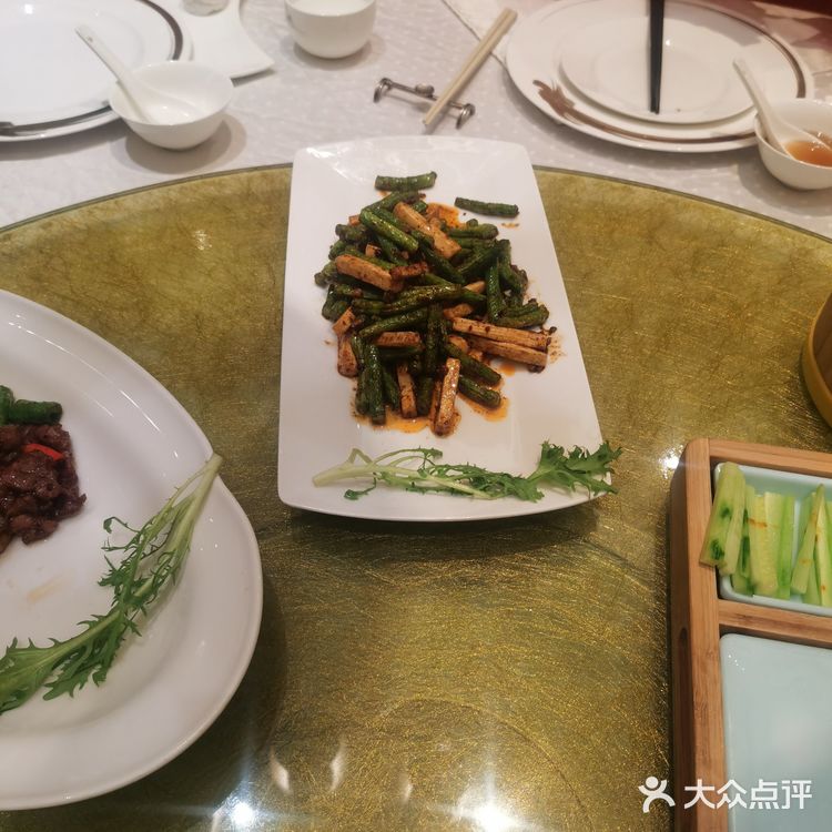 乔迁新居，小南国家庭聚会