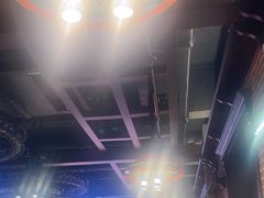 -马迭尔德式西餐精酿啤酒屋(中央大街店)