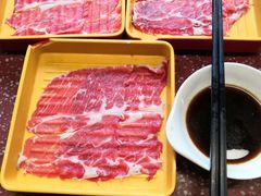 -四囍码头海鲜烧烤自助火锅(外滩南京东路悦荟广场店)
