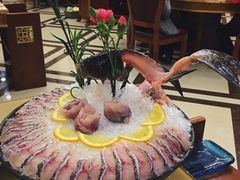 -泓炙颐凤鲜海鲜火锅料理(桐乡店)