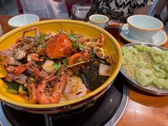 -休记光头香辣蟹干锅(绵竹店)